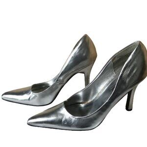 Anne Michelle Silver Stilettos, Atomic, Size 8